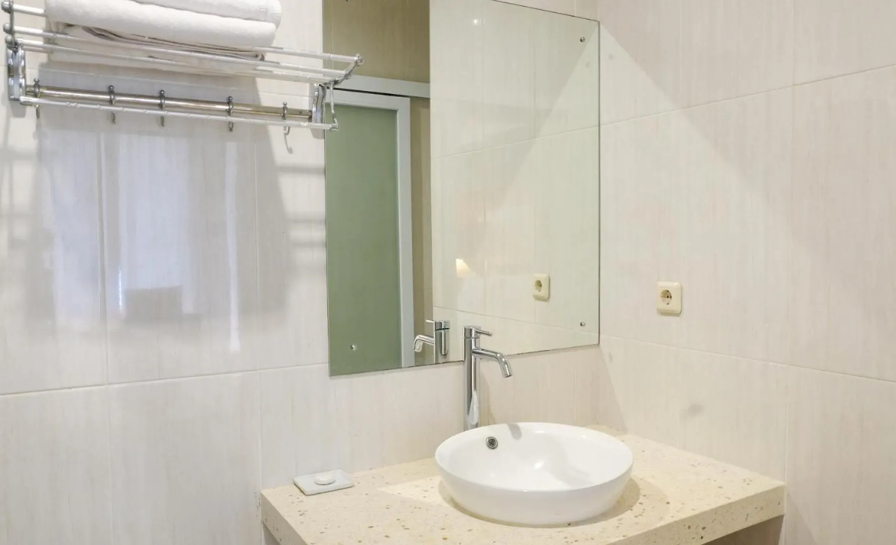 Su'S Cottages Legian Hotel